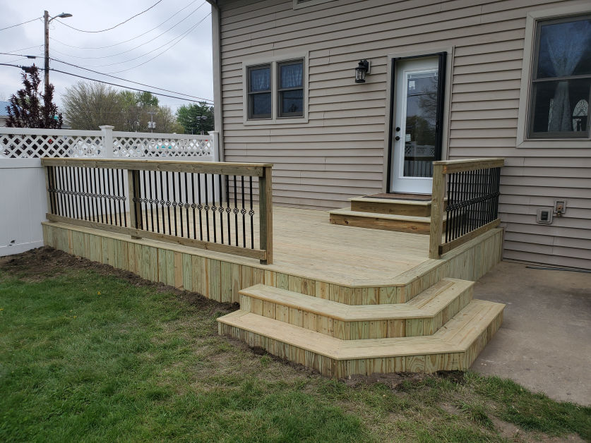 New Decks and Porches Warsaw Indiana JayH Construction